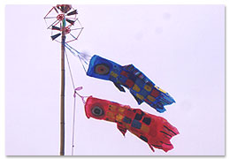 年長組の作品　やねより高い～♪