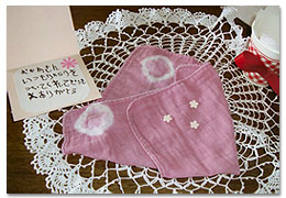 お母さんありがとう　絞り染めハンカチです